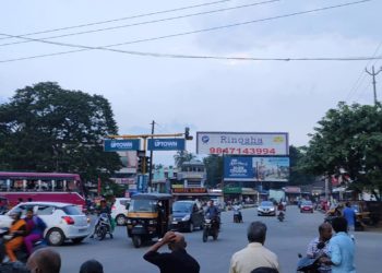 ഒലവക്കോട്  ഗതാഗത കുരുക്കിന് പരിഹാരം വേണം