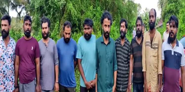 കുഴല്‍പ്പണം തട്ടിയെടുക്കാന്‍  ചിറ്റൂരില്‍ തമ്പടിച്ച 13 അംഗ സംഘം  പിടിയിലായി.