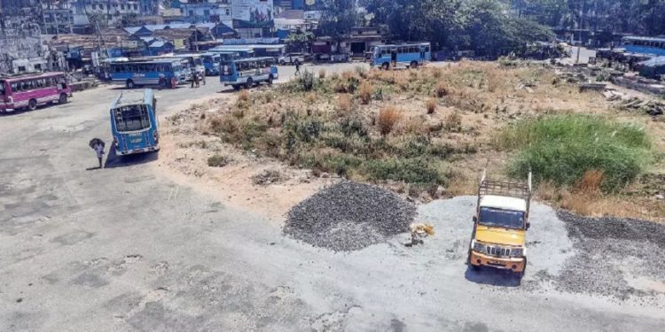 നഗരസഭ ബസ്റ്റാൻഡിൽ താൽക്കാലിക ശൗചാലയം നിർമ്മിച്ചു