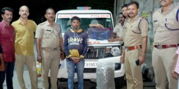 എട്ടേമുക്കാൽ കിലോ കഞ്ചാവുമായി ഒറീസ്സ സ്വദേശി പിടിയിൽ