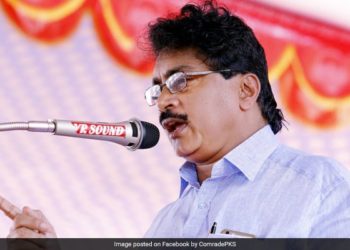 പി കെ ശശിക്കെതിരെ വീണ്ടും പാര്‍ട്ടിക്കകത്ത് പടയൊരുക്കം