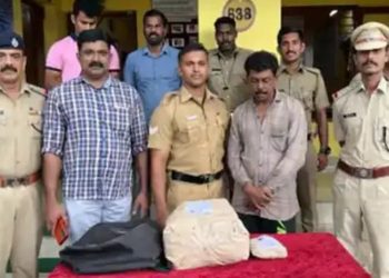 തുണികള്‍ക്കുള്ളില്‍ ഒളിപ്പിച്ച്‌ കഞ്ചാവ് കടത്താന്‍ ശ്രമിച്ച പാലക്കാട് സ്വദേശി പിടിയില്‍