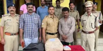 തുണികള്‍ക്കുള്ളില്‍ ഒളിപ്പിച്ച്‌ കഞ്ചാവ് കടത്താന്‍ ശ്രമിച്ച പാലക്കാട് സ്വദേശി പിടിയില്‍