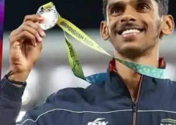 ശ്രീയുടെ  മെഡൽ നേട്ടം പടക്കം പൊട്ടിച്ചും മധുരം വിതരണം ചെയ്‌തു മാണ് യാക്കരയിൽ ആഘോഷിച്ചത്