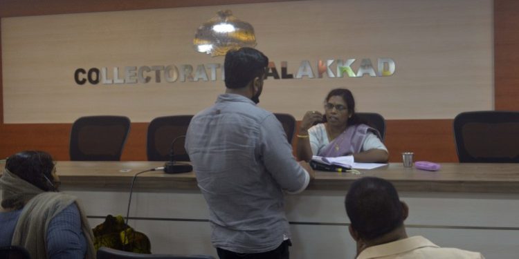 പരസ്പരം അംഗീകരിച്ചും സഹകരിച്ചും കുടുംബ ബന്ധങ്ങളെ മുന്നോട്ടു കൊണ്ടുപോകണം: വനിതാ കമ്മിഷന്‍