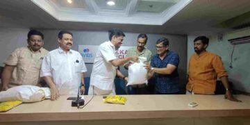 മാധ്യമ പ്രവർത്തകർക്ക് ഓണകിറ്റ് വിതരണം ചെയ്തു.