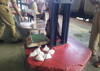 170ഗ്രാം എംഡിഎംഎയുമായി രണ്ടുപേർ ഒലവക്കോട് പിടിയിൽ