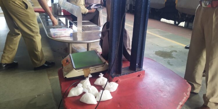 170ഗ്രാം എംഡിഎംഎയുമായി രണ്ടുപേർ ഒലവക്കോട് പിടിയിൽ