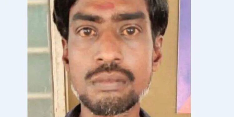 പതിനാലുകാരിയെ പീഡിപ്പിച്ച കേസിലെ പ്രതി  മുങ്ങി