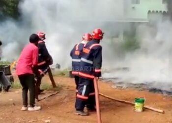 ഒറ്റപ്പാലം നഗരത്തിൽ വൻ തീ പിടുത്തം