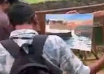 ചിത്രകാരനെ കോട്ടയിലെ ജീവനക്കാർ അപമാനിച്ചതായി പരാതി