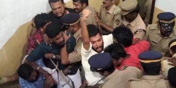ശിരോവസ്ത്രം അഴിക്കാൻ ആവശ്യപ്പെട്ട സംഭവത്തിൽ വ്യാപക പ്രതിഷേധം.