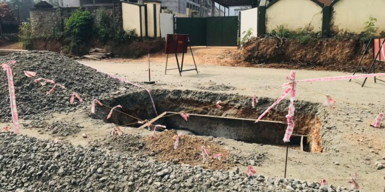 മുണ്ടൂർ പൊരിയാനിയിലെ ടോൾ പ്ലാസ നിർമ്മാണം നിർത്തിവെക്കുക.