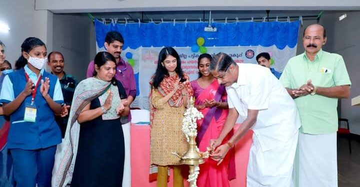 മലമ്പുഴ ആശ്രമം സ്‌കൂളില്‍ എന്‍.എസ്.എസ് യൂണിറ്റ് ഉദ്ഘാടനം നടന്നു