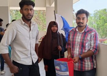 കെ.എസ്.ആർ.ടി.സി: സാമ്പത്തിക ബാധ്യത വിദ്യാർത്ഥികളുടെ മേൽ അടിച്ചേൽപ്പിക്കുന്നതിനെതിരെ പിച്ചയെടുക്കൽ സമരം