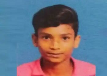 ട്രെയിന്‍ തട്ടി വിദ്യാര്‍ഥിക്ക് ദാരുണാന്ത്യം; അപകടം ഹാള്‍ടിക്കറ്റ് വാങ്ങി മടങ്ങവേ