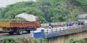 ഗതാഗതക്കുരുക്കിൽ വീർപ്പ് മുട്ടി ഒറ്റപ്പാലം