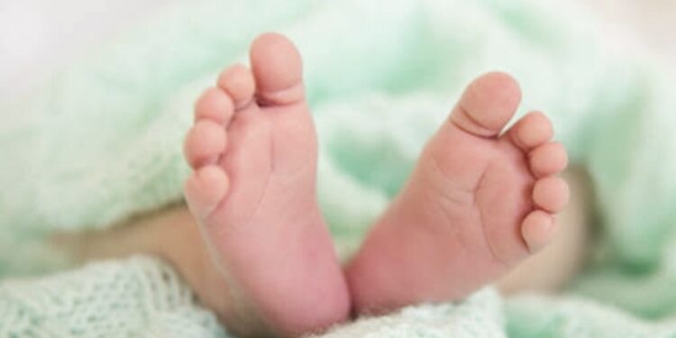 പാൽ തൊണ്ടയിൽ കുടുങ്ങി കുഞ്ഞ് മരിച്ചു