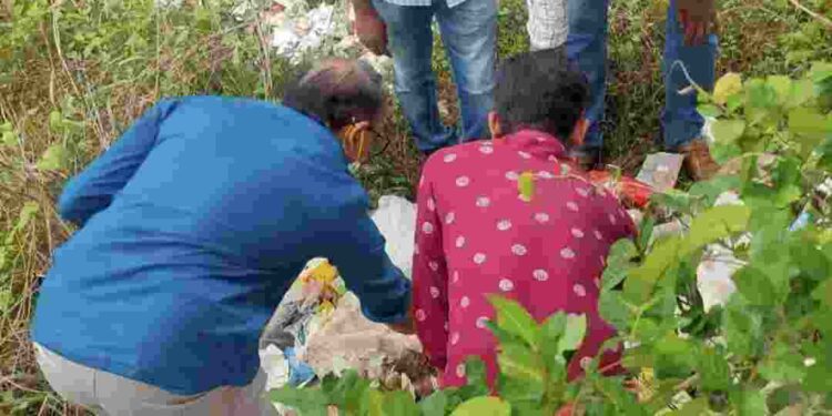 മാലിന്യം വലിച്ചെറിയല്‍: ഹോട്ടലിന് 5000 രൂപ പിഴ ചുമത്തി