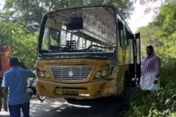 അട്ടപ്പാടിയിൽ കോളേജ് ബസ് അപകടം