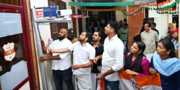 സർക്കാർ ഓഫീസുകളിൽ ക്യാമറകൾ സ്ഥാപിക്കണം യൂത്ത് കോൺഗ്രസ്
