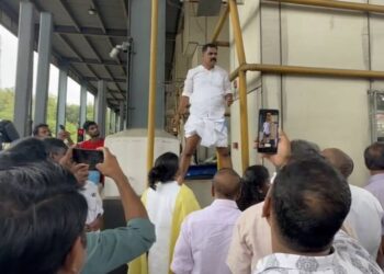 പന്നിയങ്കര ടോള്‍ താല്‍ക്കാലികമായി നിര്‍ത്തിവച്ചു