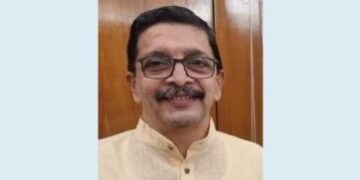 നഗരസഭാ കൗൺസിലർ പ്രസംഗത്തിനിടെ കുഴഞ്ഞു വീണു മരിച്ചു
