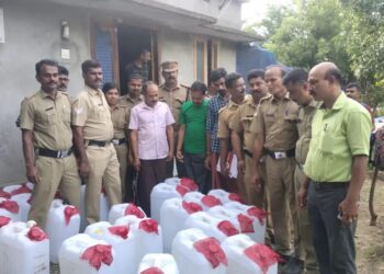 തേങ്കുറുശ്ശിയില്‍ വന്‍ സ്പിരിറ്റ് വേട്ട , ആയിരം ലിറ്ററിലധികം സ്പിരിറ്റ് പിടിച്ചെടുത്തു