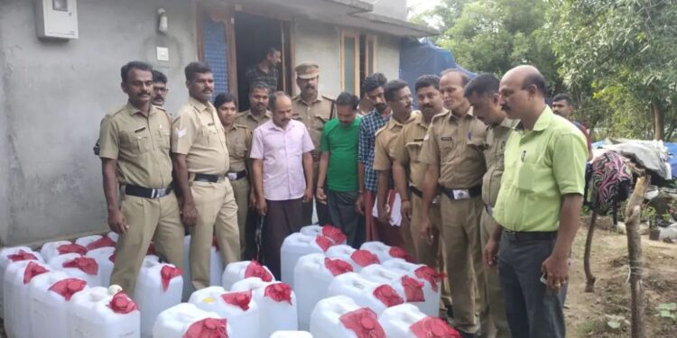 തേങ്കുറുശ്ശിയില്‍ വന്‍ സ്പിരിറ്റ് വേട്ട , ആയിരം ലിറ്ററിലധികം സ്പിരിറ്റ് പിടിച്ചെടുത്തു