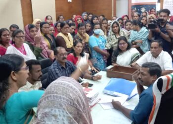 പാലക്കാട് നഗരസഭയിലെ കുടുംബശ്രീ ഓഫിസിൽ വൻ അഴിമതി: