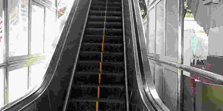 ശകുന്തള ജംക്‌ഷനിലെ എസ്കലേറ്റര്‍: ഈ മാസം  ട്രയല്‍ റണ്‍ നടത്തും