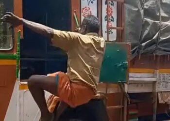 മദ്യപിച്ച്‌ ലക്കുകെട്ട് ഡ്രൈവിംഗ്; ഡ്രൈവറെ പിടികൂടി നാട്ടുകാര്‍