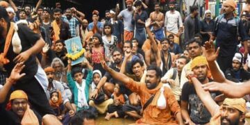 പാലക്കാട് സ്വദേശിയായ അയ്യപ്പഭക്തൻ കുഴഞ്ഞു വീണു മരിച്ചു,
