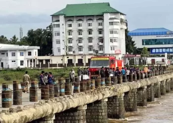 പട്ടാമ്പി പാലത്തില്‍ ഗതാഗതം നിരോധിച്ചു