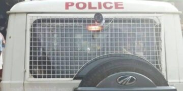 പട്ടാമ്പിയില്‍ ആളുമാറി വിദ്യാർത്ഥിയെ മർദിച്ച പോലീസ് ഉദ്യോഗസ്ഥന് സ്ഥലംമാറ്റം.