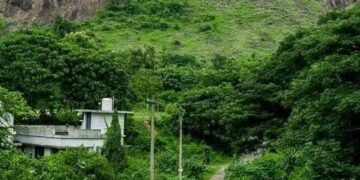 അനങ്ങൻ‌മലയിലെ കരിങ്കല്‍ ക്വാറിക്കെതിരെ കർശന നടപടി വേണമെന്ന ആവശ്യം ശക്തം