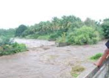 ചിറ്റൂര്‍ പുഴയുടെ തീരങ്ങളില്‍ താമസിക്കുന്നവര്‍ ജാഗ്രത പാലിക്കണം