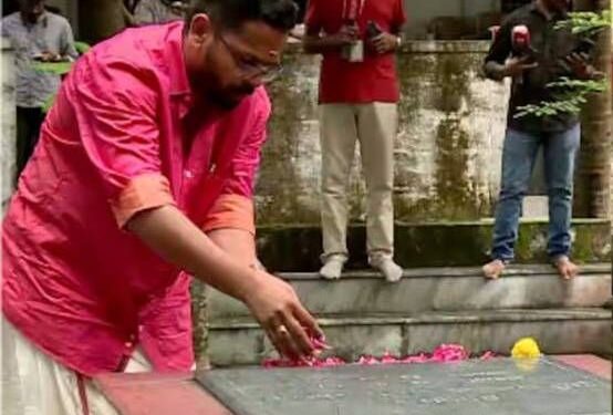 കരുണാകരൻ്റെ സ്മൃതി മണ്ഡപത്തിലെത്തി സരിൻ; ലീഡറുടെ പേരിലും പോര്