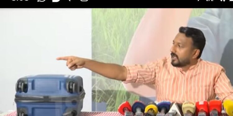 പെട്ടിയിൽ പണമെന്ന് തെളിയിച്ചാല്‍ പ്രചാരണം ഇവിടെ നിര്‍ത്തും- രാഹുൽ