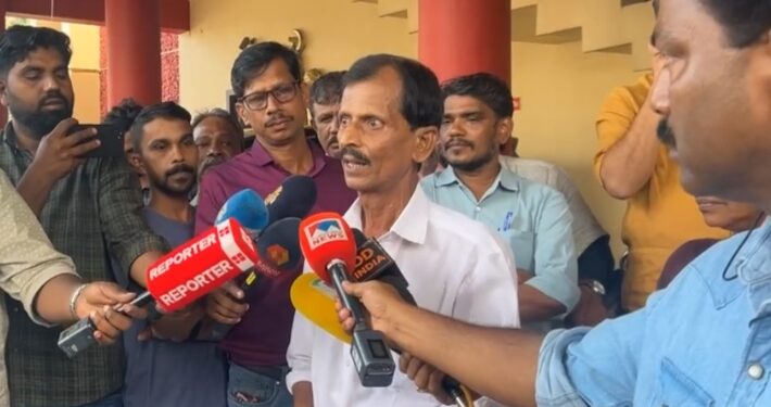 കോണ്‍ഗ്രസ് മുൻ നഗരസഭാ കൗണ്‍സിലർ സിപിഐഎമ്മില്‍ ചേർന്നു