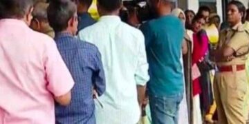ശക്തമായ തെരഞ്ഞെടുപ്പ് പോരില്‍ 12 മണി വരെ 34 ശതമാനമാണ് പോളിംഗ്