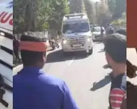 ബസ് കാത്തു നിന്നവര്‍ക്കിടയിലേക്ക് കാര്‍ പാഞ്ഞു കയറി; 10 പേര്‍ക്ക് പരുക്ക്, 3 പേരുടെ നില ഗുരുതരം