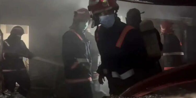 ജില്ലാ ആശുപത്രിയില്‍ തീപിടിത്തം; രോഗികളെ ഒഴിപ്പിച്ചു