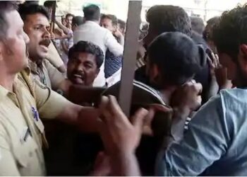 പൊലീസിനെ ആക്രമിച്ച പ്രതിയുടെ ടവര്‍ ലൊക്കേഷൻ എത്തിയത് സിപിഐ നേതാവിന്റെ വീട്ടില്‍;