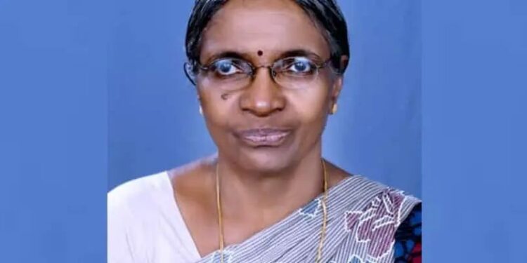 റിട്ടയേഡ് അധ്യാപികയെ വീടിനുള്ളില്‍ മരിച്ച നിലയില്‍