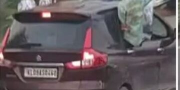 ദേശീയ പാതയില്‍ വെച്ച്‌ റോഡിലൂടെ യുവാക്കളുടെ അപകടകരമായ യാത്ര പ്രതികൾ പിടിയിൽ