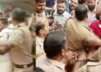 നഗരസഭ നിര്‍മ്മിക്കുന്ന കെട്ടിടത്തിന് ആര്‍ എസ് എസ് സ്ഥാപകന്‍റെ പേര്; പ്രതിഷേധം ശക്തം