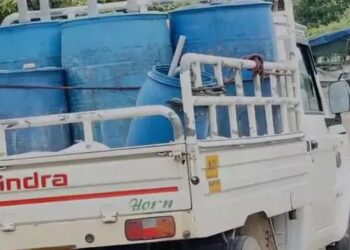 ചായ കുടിച്ച്‌ വീട്ടിലേക്ക് മടങ്ങിയ കാല്‍നടയാത്രക്കാരായ 2 പേര്‍ പിക്കപ്പ് വാനിടിച്ച്‌ മരിച്ചു