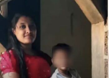 സ്കൂട്ടർ മറിഞ്ഞ് അമ്മയ്ക്കും പിഞ്ചുകുഞ്ഞിനും ദാരുണാന്ത്യം