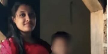 സ്കൂട്ടർ മറിഞ്ഞ് അമ്മയ്ക്കും പിഞ്ചുകുഞ്ഞിനും ദാരുണാന്ത്യം